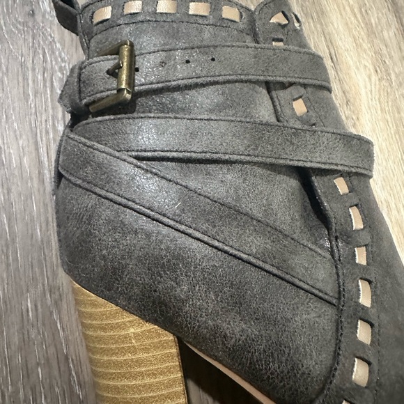 Qupid Boot - Picture 6 of 7